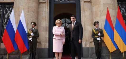 Simonyan Raises Issue of Armenian Prisoners with Matviyenko