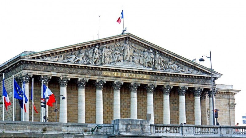 French lawmakers demand release of Armenian prisoners held in Baku