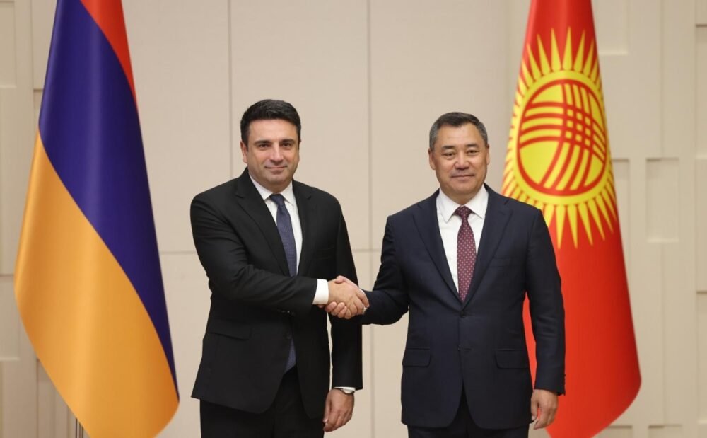 Speaker Simonyan, Kyrgyz President discuss issue of POWs held in Azerbaijan