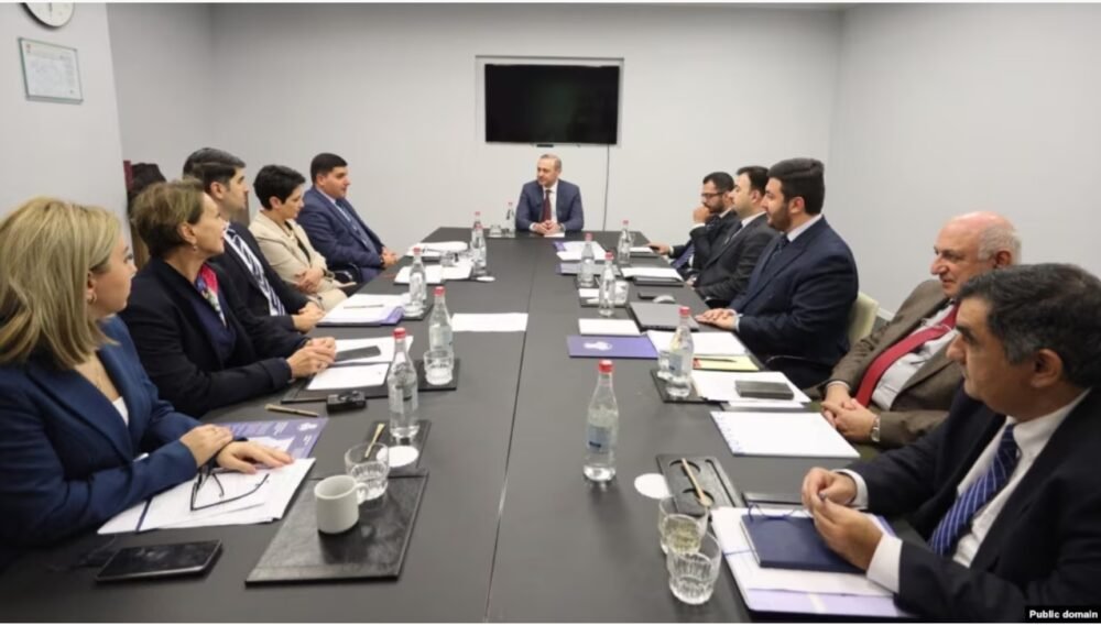 Representatives of Armenia’s civil society expect to meet Armenian prisoners of war during their upcoming visit to Baku