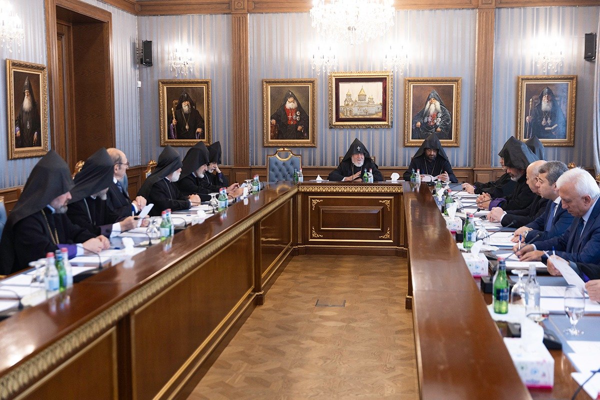 The Supreme Spiritual Council Discussed the Issue of Captives